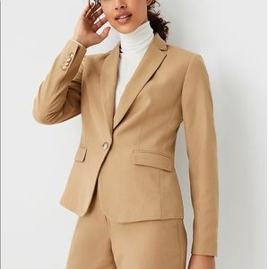 ANN TAYLOR Blazer & straight leg petite pants set
